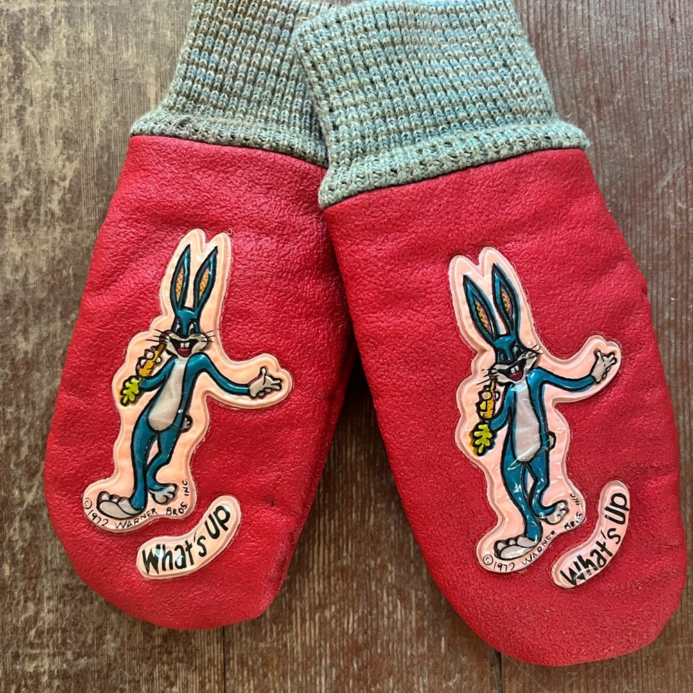 Bugs Bunny Snow Mittens
